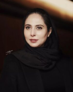 Rana Azadivar Instagram - Photo by:@nafasazaar 
.
.
.
#رعنا_آزادی_ور #ranaazadivar