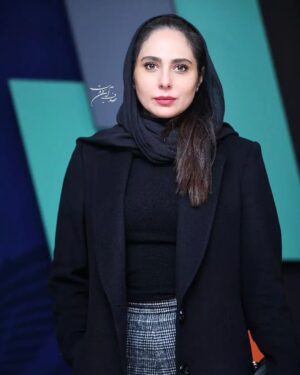 Rana Azadivar Instagram - چهلمین جشنواره فیلم فجر 
.
.
#رعنا_آزادی_ور
.
@sadaf.ariandoost