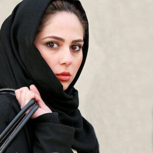 Rana Azadivar Instagram - #رعنا_آزادی_ور #rana_azadivar