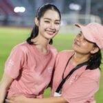 Ranchrawee Uakoolwarawat Instagram - มาล๊าวค๊าา~ ขอบคุณครอบครัว #CatBitของมิ้นท์รัญชน์ มากๆนะคะ 💕 น่ารักมากๆเลย ดีใจที่ได้เจอกันนะคะ หวังว่าทุกคนจะสบายดี ไม่เจ็บไม่ป่วย และได้รับความสุขกับ พลังใจกลับไปทุกกคน เพราะมิ้นท์ก็ได้รับมาเยอะเลย ขอบคุณสำหรับความรักและกำลังใจดีดีที่มีให้เสมอเลยนะคะ ขอบคุณพี่ฟ้า พี่โรส พี่นัทพี่อ้อ พี่ตั้ม พี่ต้า 🤍🤍🤍 พี่ๆแอดมิน พี่ๆทีมซัพพอร์ต และแฟนคลับที่น่าร๊ากกก ทู๊โคนน~ ไว้มีโอกาสเจอกันใหม่นะคะ 🥰🫶🏻🧚🏻‍♀️💕