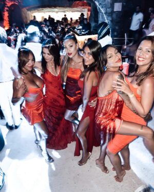 Rania Saiidii Instagram - ❤️‍🔥

@apmgirls_europe & @apmmonaco 
#apmmonaco #apmgirls ✨