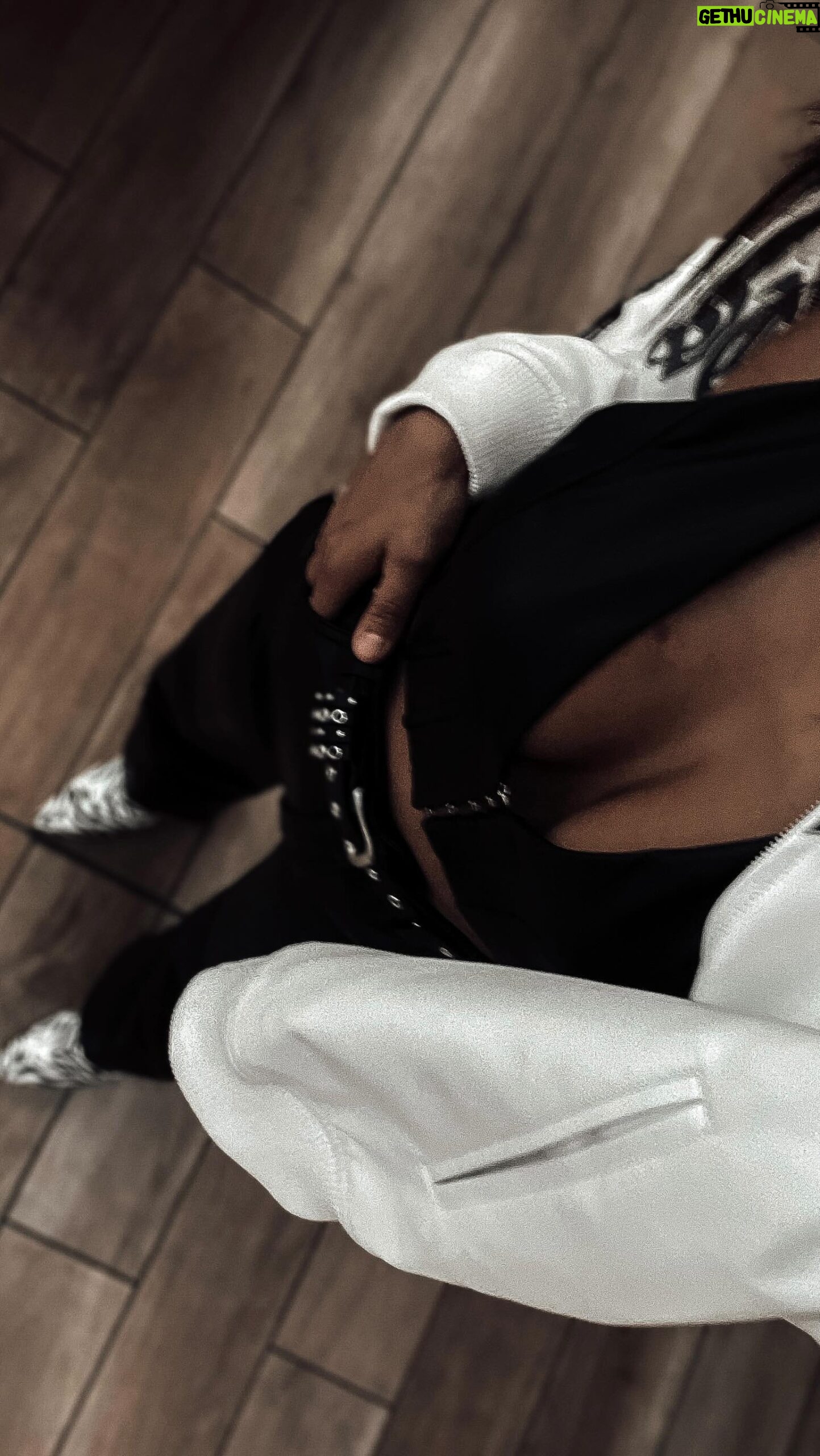 Rania Saiidii Instagram - MON VLOG DU WEEK END « RANIA » TOUT SIMPLEMENT Malheureusement, en réalité, la durée de la vidéo sur IG est de 1 minute et 30 secondes, mais vous pouvez la visionner entièrement sur mon compte TikTok @rania_off. Sinon, à partir de demain, vous pourrez découvrir la suite dans un nouveau post ! J’ai vraiment hâte ✨