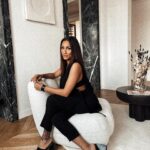 Rania Saiidii Instagram - Le renouveau est en cours et la bataille demeure inachevée. Cependant, le résultat en est celui-ci : j'ai décidé de créer le mood board de ma nouvelle vie ! ✨