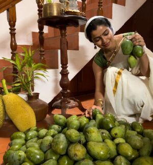 Ranjitha Menon Instagram - വിഷുക്കാലം! 
എല്ലാവർക്കും സമൃദ്ധിയും സന്തോഷവും നേരുന്നു! 💛

ഫോട്ടോ കടപ്പാട്: അമ്മയോട്

As we celebrate this festival of abundance, let us pause and express our heartfelt gratitude to Mother Earth in providing for us! 

#vishu #abundance #festival #feast #happiness #homely #rawpics #joyful #moments #tradition #organicgardening #fruits #mangoes #jackfruit #from #backyard #mobilephotography #realmoments #photooftheday
