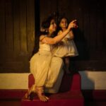Ranjitha Menon Instagram - ദേവി....... അവളുടെ ഓരോ ശ്വാസത്തിലും നിഴലായും ശക്തി ആയും കൂടെ ഉണ്ടെന്നത് അവളുടെ വിശ്വാസം ആയിരിക്കാം. അതൊരു പക്ഷെ അവൾ കേട്ടു വളർന്ന കഥകളിലൂടെ അവളിലെ കുഞ്ഞുമനസ്സിനെ ആഴത്തിൽ സ്പർശിച്ചതായിരിക്കാം 📸 @bigil.benoy 👗 @iyna_the_boutique 💄 @makeup_by_sabana_ 💍 @__vydhehi_rental_jewellery__ . . . #vydhubae #viral #devi #temple #trending