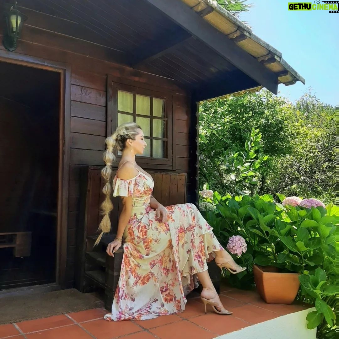 Raquel Henriques - 1.1K Likes - ❤ grateful for my life ❤
#nature #happy #love #guess #dress #guessdress #loveguess #fashion #style @guessvgama