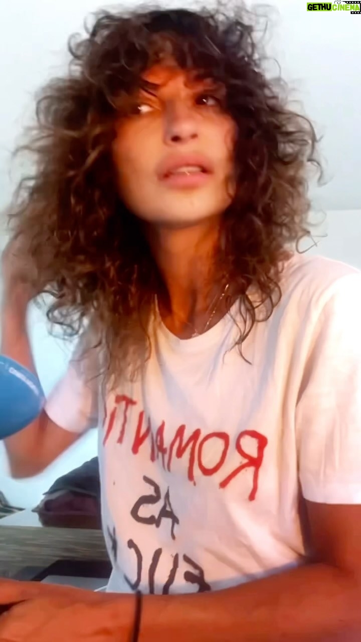 Raquel Prates - 3 Likes - As aventuras com o meu cabelo, e o vĆdeo como resposta Ć maioria das vossas questƵes. š«¶š»
#novolook #cabelo #cortedecabelofeminino #corredecabelo #cabelocomcaracóis #cabelocomfrizz