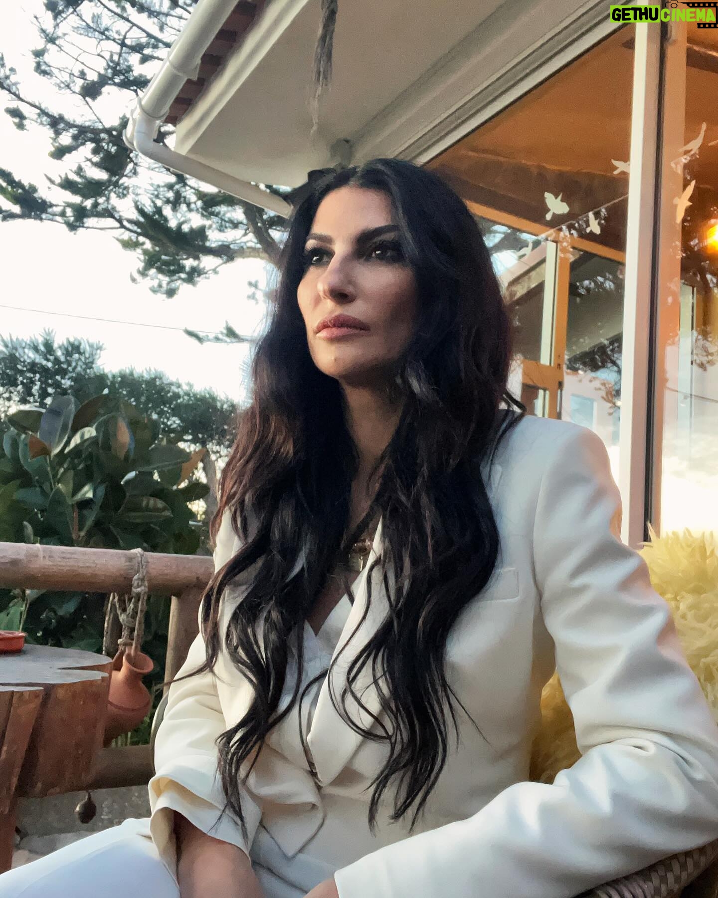 Raquel Prates - 2K Likes - Happy Family B DAY ♥️
All full of love.
Total look @benetton
Smoking, shirt and socks (all ivory), silver mocassins, and pale yellow faux fur.
Jewels @terzihan by @raquelpratesblog
#raquelprates #bday #benetton #happygirl #happygirlinlovecelebrating