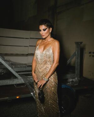 Raquel Prates Instagram - @vogueportugal 20 anos.
Party 🔛
Maquilhagem e cabelo @eestebam 🫶🏻
Vestido @elisabettafranchi 
Fotos de @ph_sarapinheiro 
Obrigada @glam.celebrity 
.
#vogue #voguemagazine #20years #portugal #vogueportugal