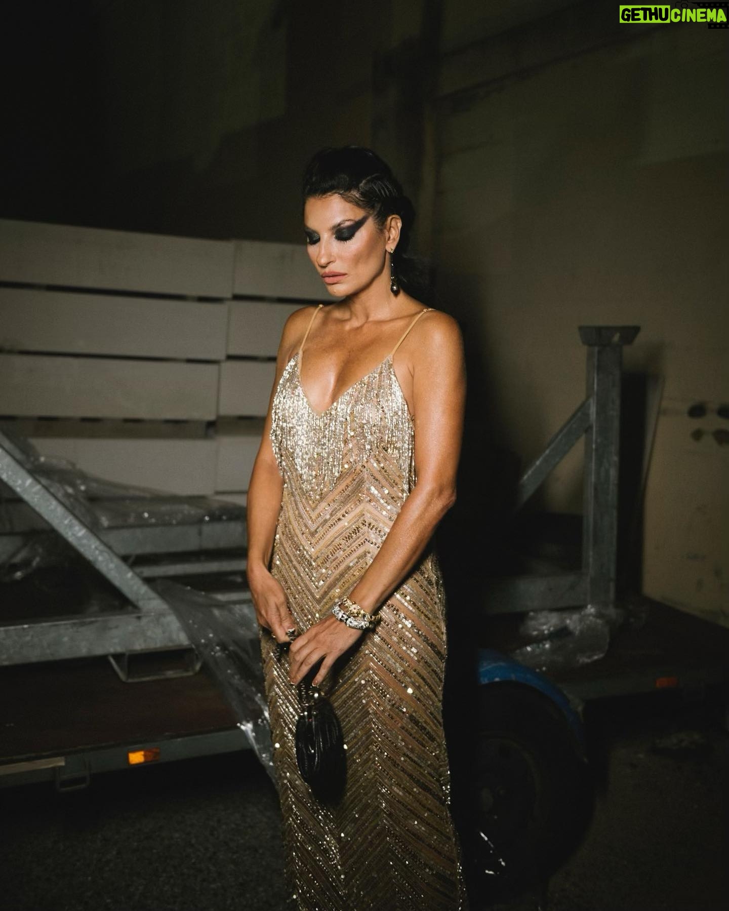 Raquel Prates - 3.2K Likes - @vogueportugal 20 anos.
Party 🔛
Maquilhagem e cabelo @eestebam 🫶🏻
Vestido @elisabettafranchi
Fotos de @ph_sarapinheiro
Obrigada @glam.celebrity
.
#vogue #voguemagazine #20years #portugal #vogueportugal