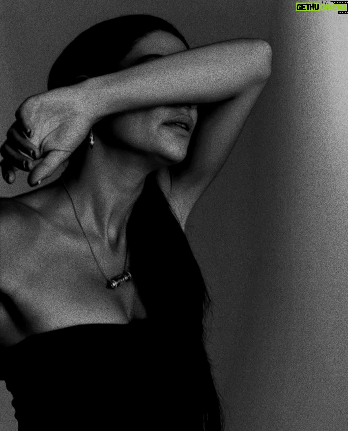 Raquel Prates - 1.7K Likes - MY BDAY 💫
.
#5janeiro2024 #bday #andcounting
Photos @katvphotographer
Makeup @mariodiasmakeup
Hair @davidxavier.hairpro
Jewels @terzihan by @raquelpratesblog