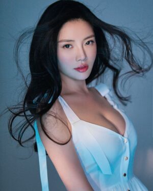 Raquel Xu Instagram - 
