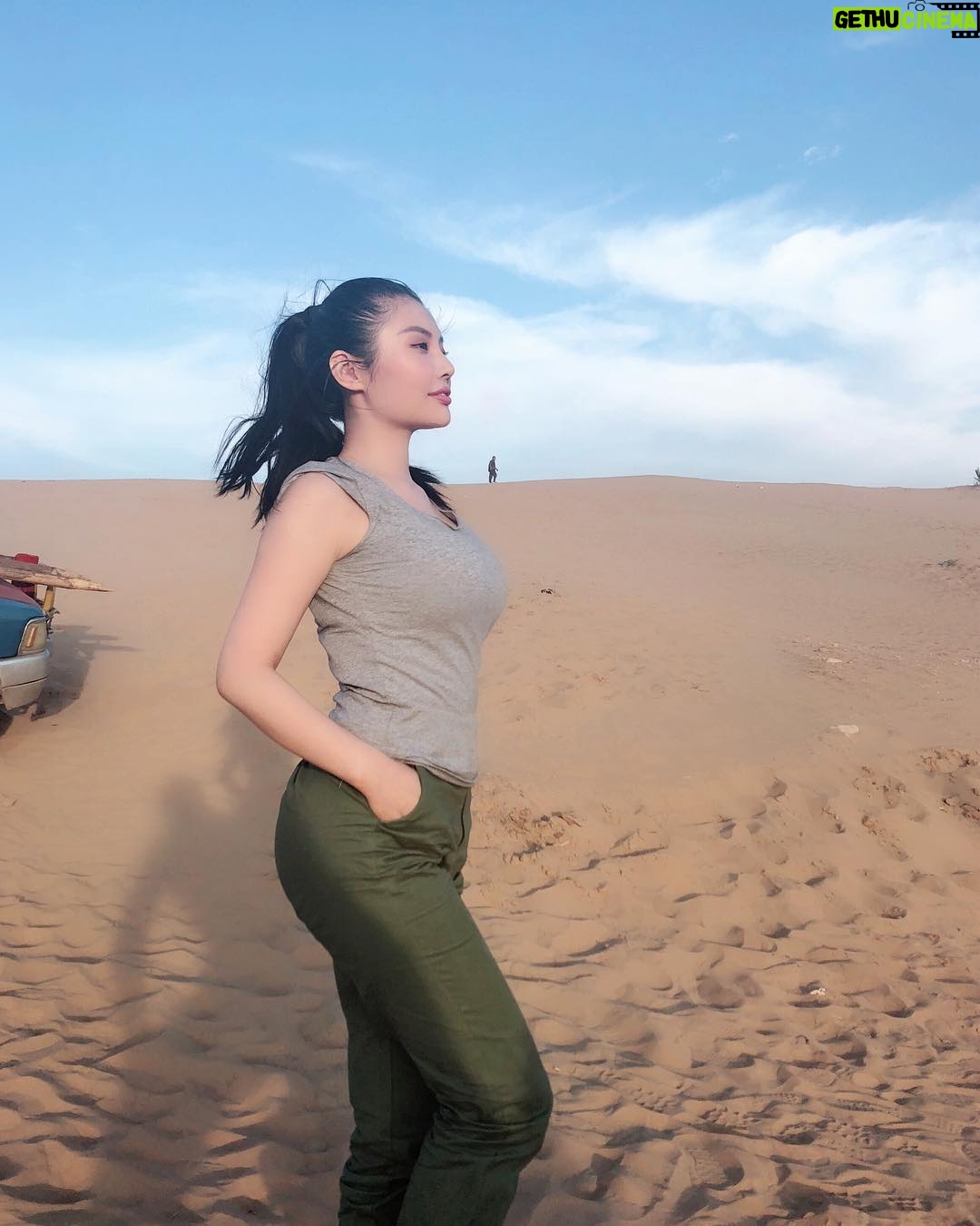 Raquel Xu - 1.1K Likes -