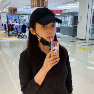 Raquel Xu Instagram - 