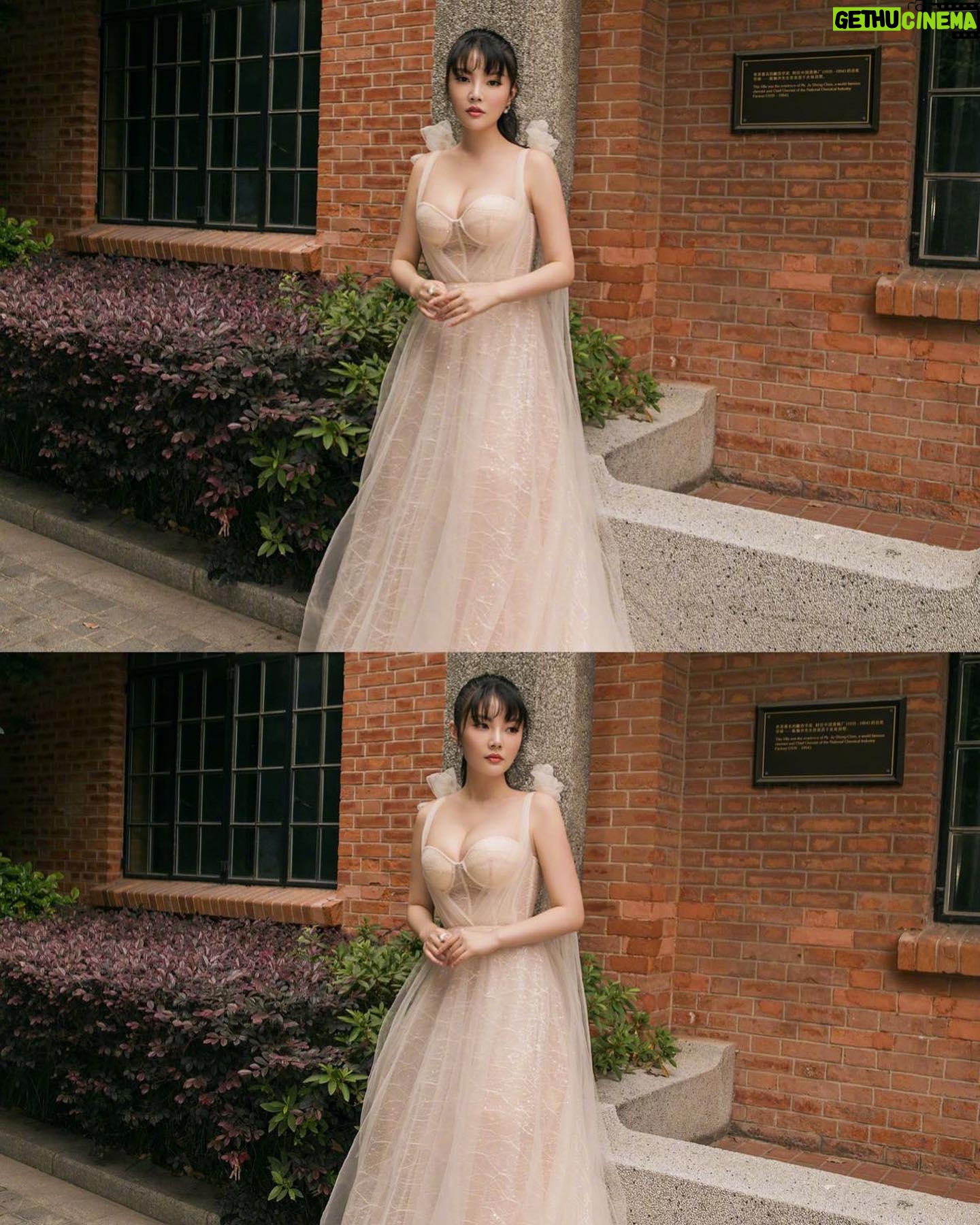 Raquel Xu - 664 Likes -