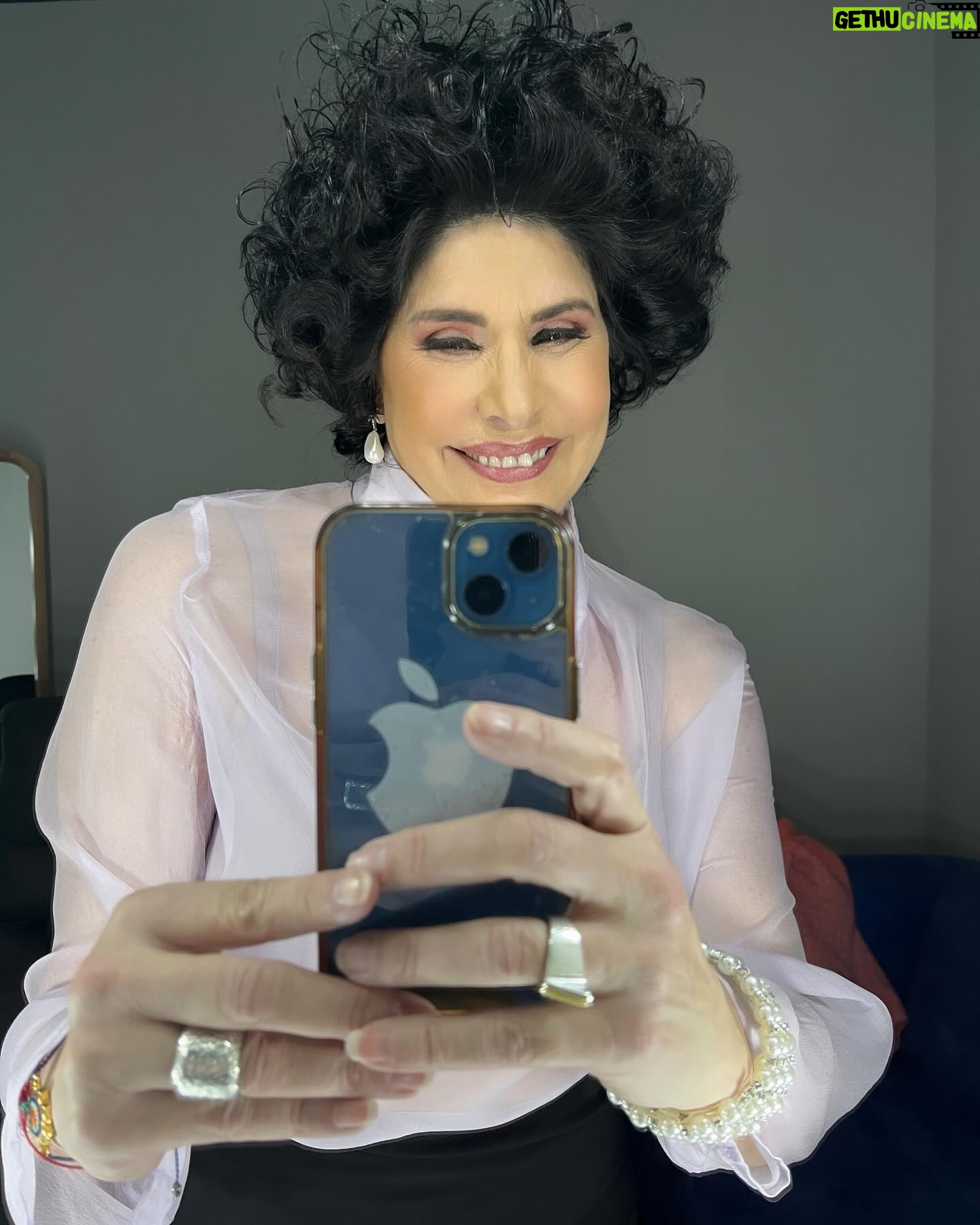 Raquel Garza Instagram - #tere #darling #comedia #television #actress #raquelgarza #esnetaeva2
