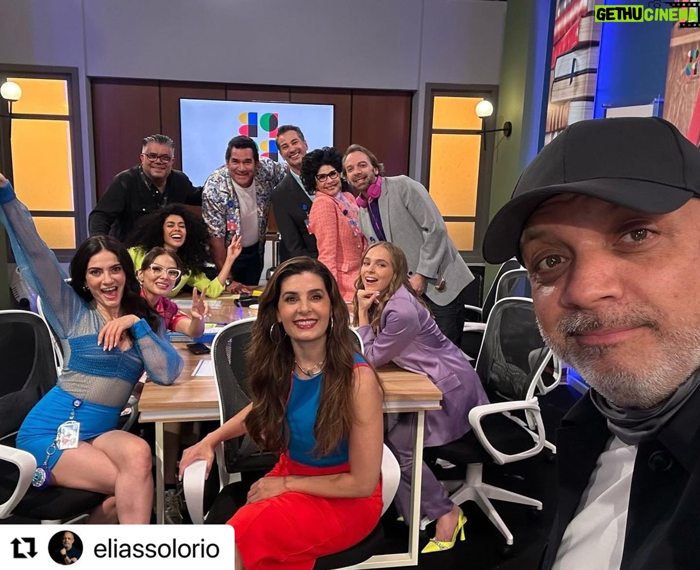 Raquel Garza Instagram - #primer día de grabaciones @esnetaeva #gracias Reposted @eliassolorio