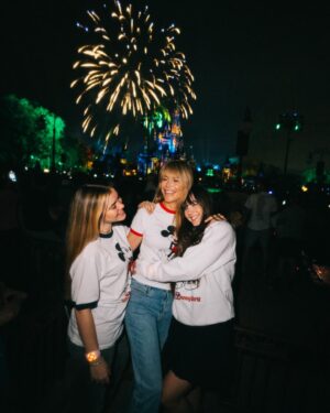 Raquel Meroño Instagram - happily ever after ♡ 
@disneydestinos 
#magickingdom