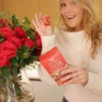 Raquel Meroño Instagram - Existe una nueva generación de bombones! La Caja Roja Creations. Nuevos formatos , texturas y sabores para que regales amorcito con sabor a chocolate. @chocolatesnestle #lacajaroja #publi