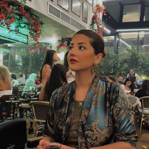 Rasha Instagram - يسعد مساكم Beautiful people ♥️