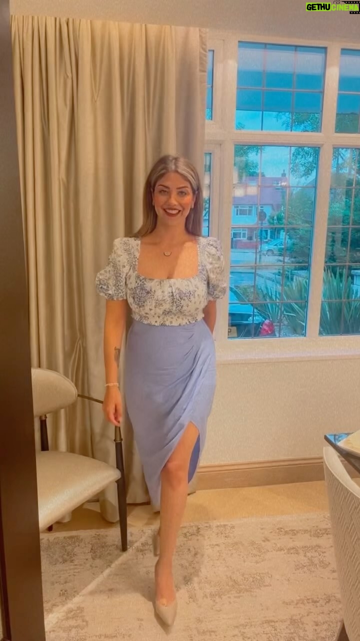 Rasha - 790 Likes - 💙💙💙
#london #dubai #لندن #اكسبلور