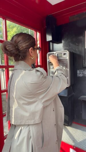 Rasha Instagram - Call your loved ones NOW! ☎️📞♥️

#london #london🇬🇧 #telephone