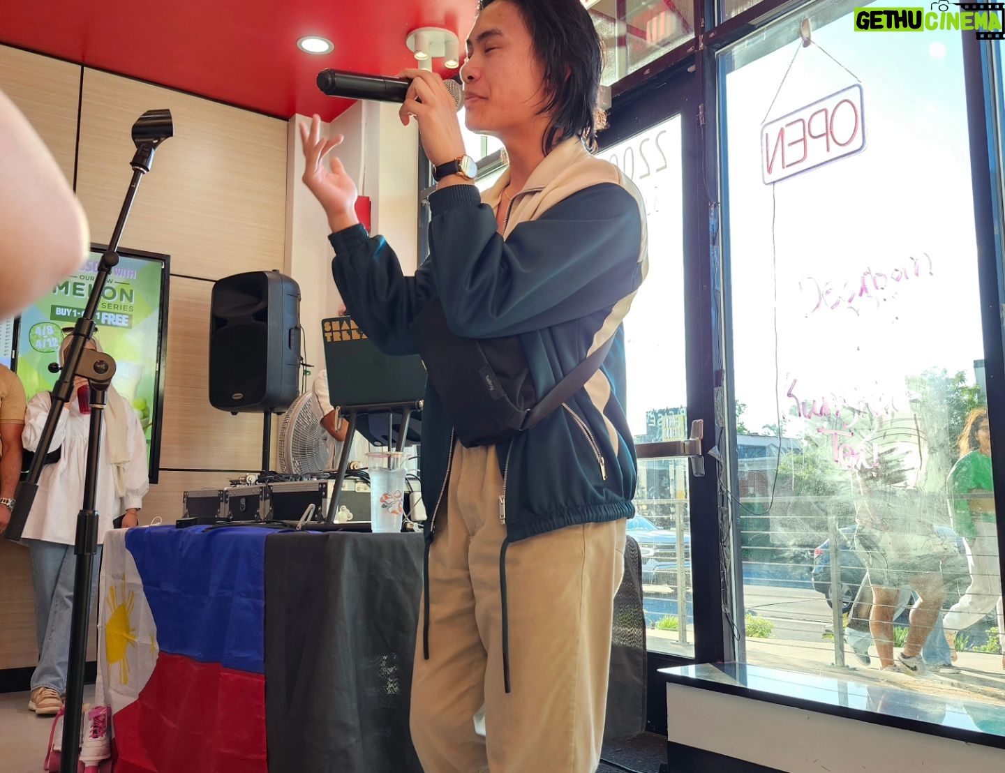 Rashida Tlaib Instagram - Asian American Heritage Month Celebration in the 12th Congressional District. Thank you to Kung Fu Tea, City of Dearborn, APIA Vote, Take on Hate, and ACCESS for helping put together this beautiful gathering to show our love and respect for our Asian American neighbors.