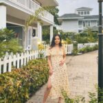 Rashmeet Kaur Sethi Instagram - 𝔹𝕖𝕥𝕨𝕖𝕖𝕟 𝕝𝕚𝕘𝕙𝕥 𝕒𝕟𝕕 𝕤𝕙𝕒𝕕𝕠𝕨𝕤. Dress: @emprallofficial 🫶🏻