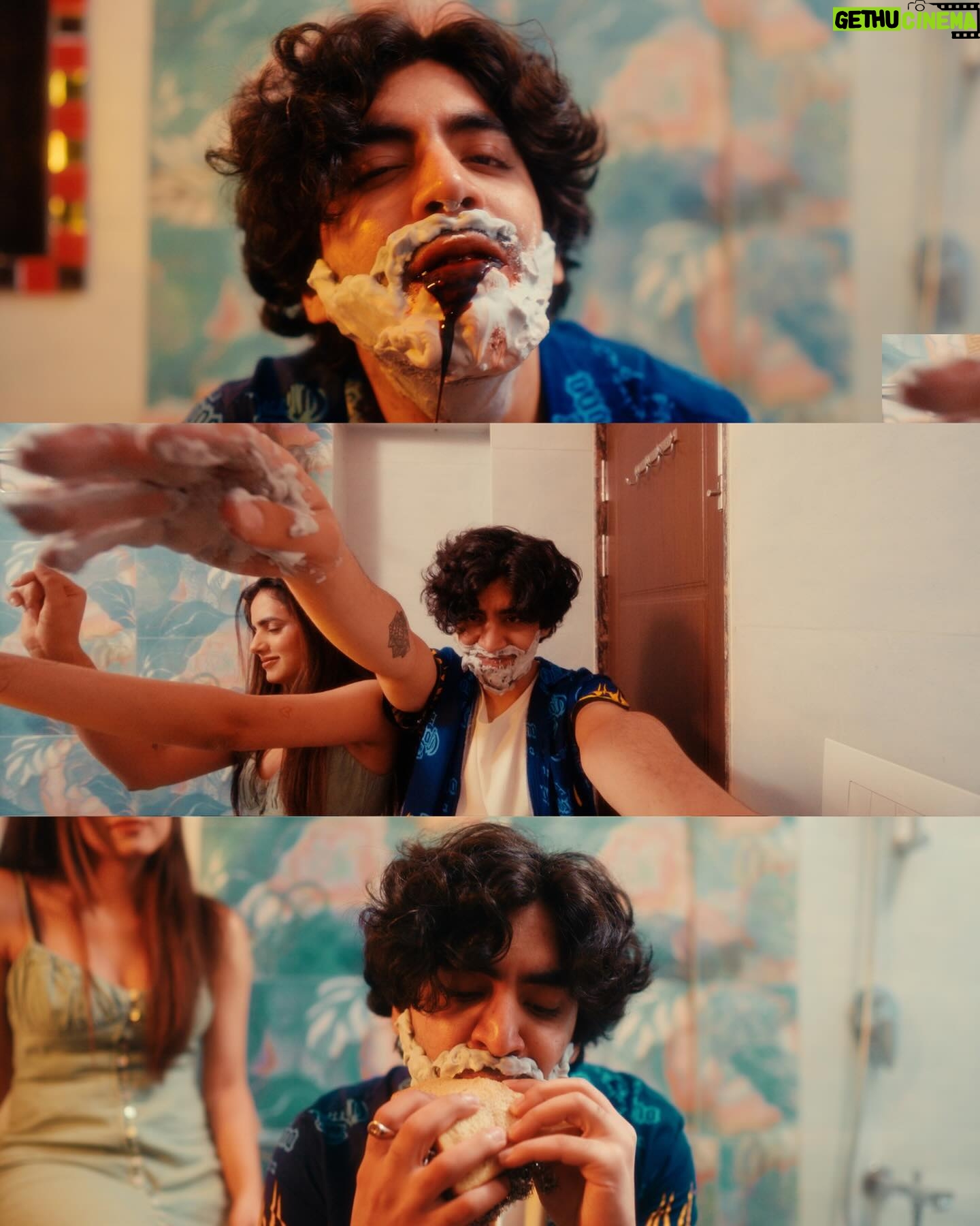 Rashmeet Kaur Sethi Instagram - Screen grabs from @saarpunch music video ‘Sabar Rakh’ Directed by : @saarpunch Featuring : @yuvraj.dua @rashmeetkaursethi Shot and edited by : @dudewithdslr_ 🙋♂️ Colorist : @himanshu_baisoya @dudewithdslr_ Executive producer : @ermazd Producer : @sukritchandoke Creative director : @aarushivikram23 Creative producer : @anirudh.jay.kumar Beat produced by @beatsbyfrisk Guitars : @shubh.vai Mixed and mastered by : @medicatedmints . . #musicvideo #musicvideoproduction #musicvideodirector #cinematography #production #grading #screengrab #screengrabs #musicvideoshoot #musicvideodirector #musicvideoclip #mvshoot #davinciresolve #productionlife #digitalmediaagency #productionhouse #artist #musicartist #rapper #dhh #dhhmusic #rnbmusic