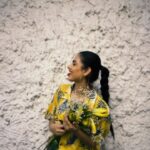 Rashmeet Kaur Sethi Instagram - Yellow isn't just a color. It's a positive attitude.💛🌻