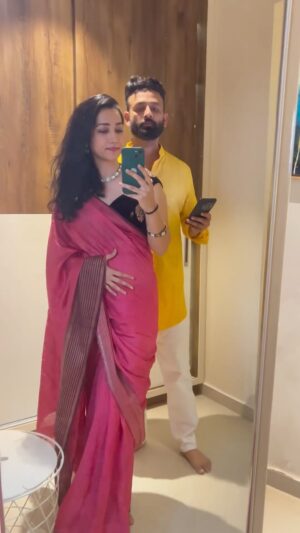 Rashmi Rajput Instagram - Mrs .Sawant is already all set for dinner on time with a gulabi saree . @beyounick