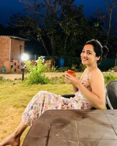 Actress Rashmi Rajput HD Instagram Photos and Wallpapers July 2024