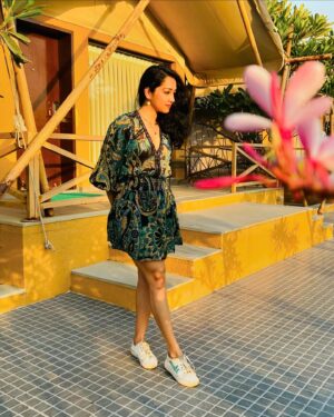Rashmi Rajput Instagram - Beautiful location @aaryaclubandresort🌹❤️ and I love to click my own photos 😝