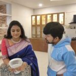 Rashmi Prabhakar Instagram - Last reel with our #mukunda In #kmm #krishnamukundhamurari #lastday #funntime #funnyreels #funny #fun #trending #trendingreels #comedyreels #comedy #krishnamukundamurariserial #friendship #friends #sandeepmakham #sandeep #makham #starmaaserials #starmaa
