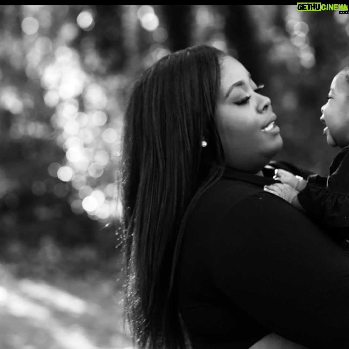 Raven Goodwin Instagram - Happy Mother's Day πΈπΉπ I thank God for motherhood #youonlygetone