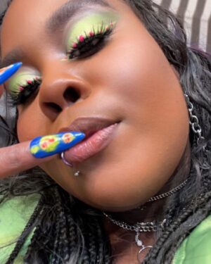 Raven Goodwin Instagram - 2023 was a year of alignment & GRACE! I'm FULL on faith & love and ready for whatever. More cooking, more gardening, more holistic practices, more spearheading. Thank you GOD for allowing me to create a loving environment for our village! We live in #inspirehills 💜⭐️ happy new year! #2024