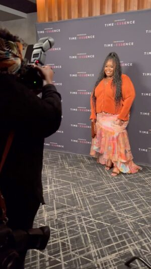 Raven Goodwin Instagram - Thank you @owntv and @essence for having me 💜💫 #timeofessence
Blouse & clutch @anthropologie 
Skirt @curverra 
Shoe @vincecamuto 
Hair @braidsbyyahni 
Make up @jlamarbeauty