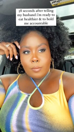 Raven Goodwin Instagram - 💆🏾‍♀️🍕

No shade, I love a salad 😂🌱