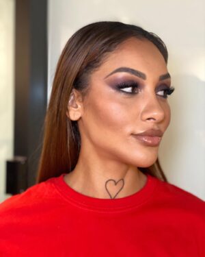 Rawell Saiidii Instagram - Makeup sur ma belle
@rawellsaiidii ❤️
Makeup 💄 @sandranaccache_hair_makeup

#makeupartist #makeup #lovemakeup #beautyaddict
#beautyobsessed #lovemakeup #mua
#maquilleusepro #maquilleuseparis #videomakeup
