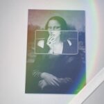 Rawell Saiidii Instagram - 🎨 Découvrez cette Mona Lisa revisitée, une fusion de classicisme et de modernité qui a capturé mon regard. Une œuvre unique de @led.mansion , qui excelle à donner vie aux émotions. Plongez dans son univers sur www.ledmansion.art et explorez l’art à travers ses yeux authentiques. De plus, voici un cadeau exclusif pour vous! Utilisez le code promo 🖼️ RAWART15 🖼️ 15% de réduction sur tous le site de @led.mansion pour bénéficier d’une remise spéciale. 🌟✨ Ne manquez pas les LED intégrées à la toile, ajoutant une touche lumineuse à cette œuvre unique. ✨🌈 #ArtInspiration #CodePromo #LEDart”