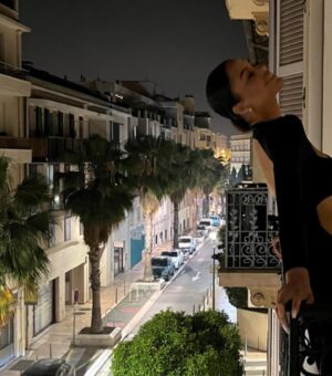 Raya Guenet Instagram - le bazar à Cannes