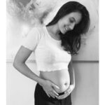 Rayana Carvalho Instagram – In love com esse mini bucho!
#17semanas
📸 @ggracindo_