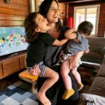 Rayana Carvalho Instagram - Por aqui seguimos arquivando memórias de afeto e acolhimento. É claro que de vez em quando rola uns momentos tensos🤪. Mas o que importa é o que acontece com frequência, né?😉. E vocês, que qualidade de memórias estão gerando?😊 Fotos do super papai @ggracindo_ ❤️🙏🏼