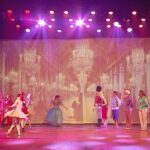 Rayana Carvalho Instagram – Faz 9 anos que a menina Amélie nasceu num palco nordestino. Num palco pernambucano. Palco esse que a alimenta de amor e magia. E é abastecida de afeto que ela segue distribuindo, incansavelmente, as mais altas vibrações por onde passa. Eu amo essa personagem! Amo tanto, que encomendei uma Amélie de “carne e osso”(rs) pra encher a minha vida de alegria para além dessa época natalina.
Quer conhecer os poderes mágicos da super Amélie?
Ela estará aprontando todas nos dias 23 e 25 de Dezembro às 19h, no Parque da Macaxeira. Recife -PE.

Eu e minhas Amélies te esperamos por lá!😉😘✨