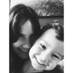 Rayana Carvalho Instagram – “ Maiê, eu quero abraçar você! “

Ele solta essa do nada, corre e me abraça. A vontade é de arquivar esse, assim como tantos outros momentos, numa nuvem de alguma dimensão paralela. 🖤✨