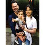 Rayana Carvalho Instagram – Como eu amo os momentos sincrônicos nessa vida! Ontem eu tive a honra de comemorar meu aniversário no teatro, prestigiando o último dia de espetáculo do maridão.  Teve arte, filho no palco, amigos reunidos e uma energia deliciosa no ar. Meu coração é pura gratidão! Que venha o novo ciclo e toda sua potência de renovação. 🙌🏼❤️ Universo, como pode melhorar?💫