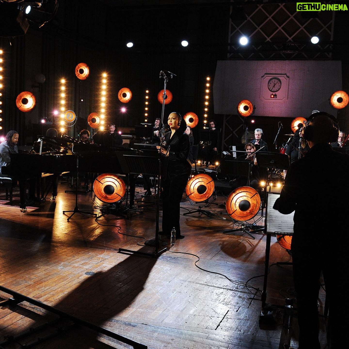 Rebecca Ferguson - 1.4K Likes - A truly wonderful set for #R2PianoRoomMonth ✨
Listen to @rebeccaferguson__’s performance with @bbcconcertorchestra on @bbcsounds
And watch it later today on
@bbciplayer
