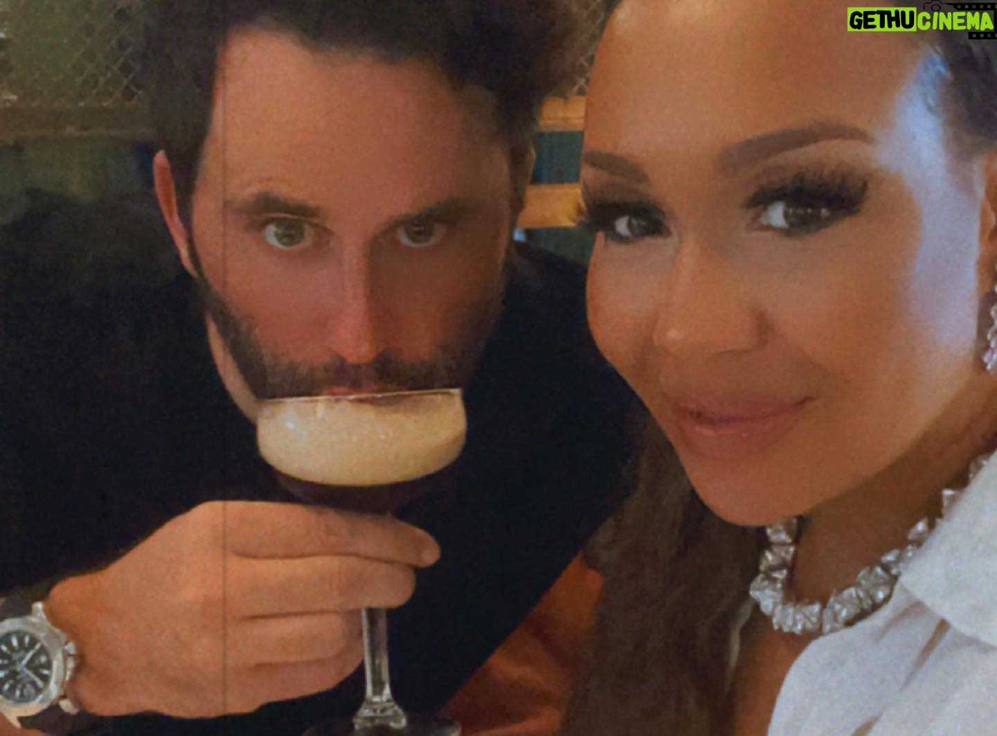 Rebecca Ferguson - 10.9K Likes - I am So ‘Happy’ to announce I am engaged to the love of my life ❤️ 💍👰🏾🤵🏻♂️
Dreams can come true ❤️