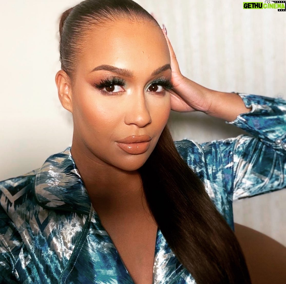 Rebecca Ferguson - 1.4K Likes - 🌊