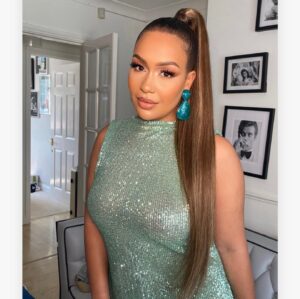 Rebecca Ferguson Instagram - Butterfly 🦋 💎🦋